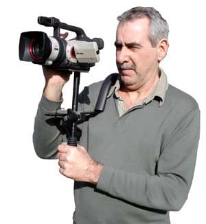 Camcorder shoulder mount_a